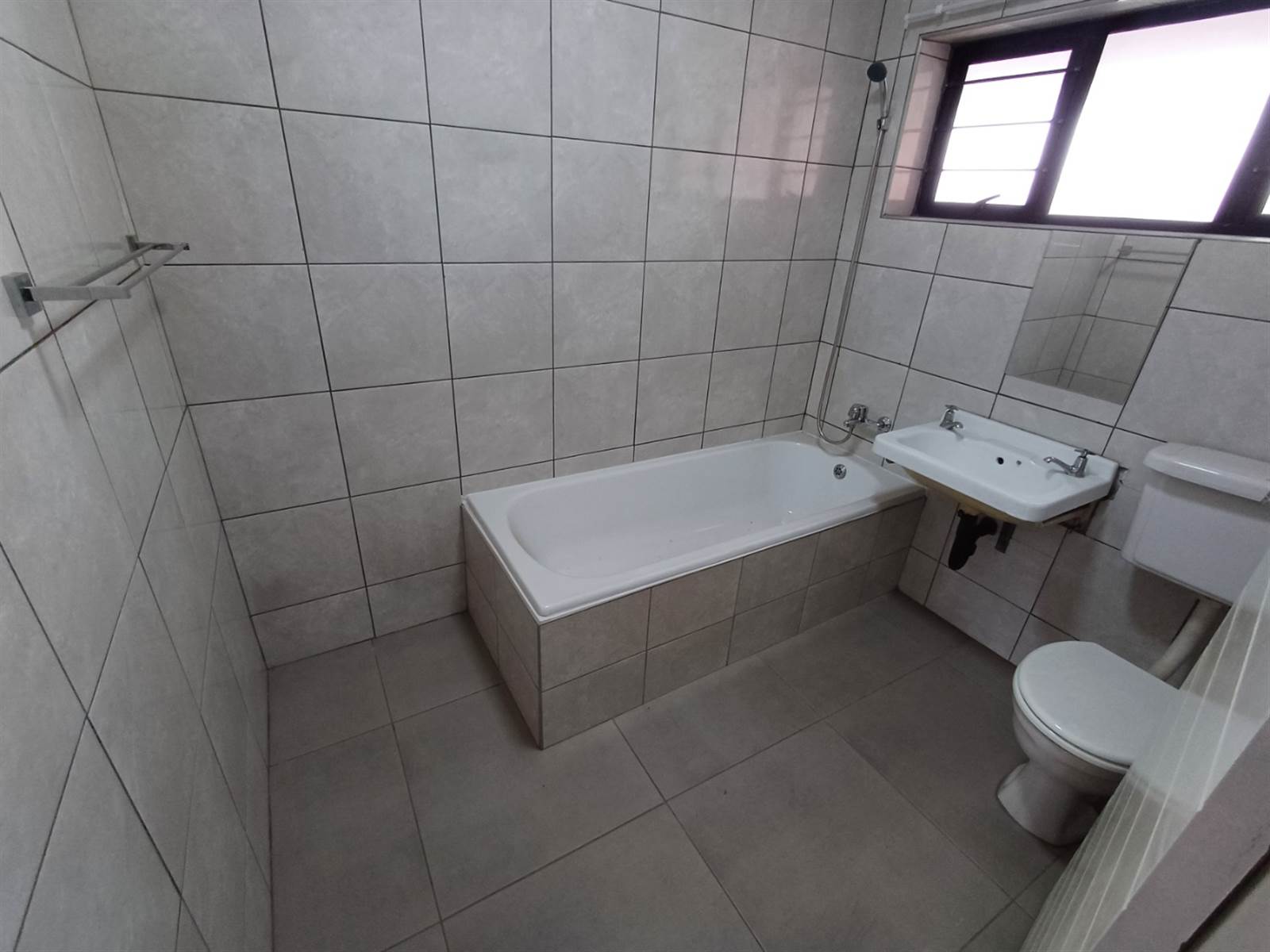 1 Bed Apartment in Elsburg photo number 9