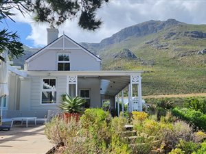 House in Hout Bay and surrounds