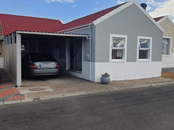2 Bedroom House 2 Bedroom House
