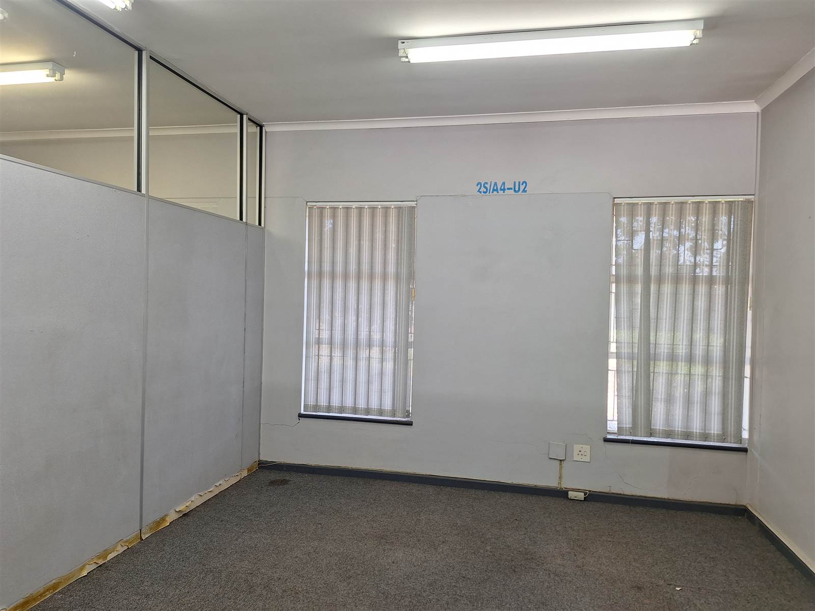 600  m² Industrial space in Uitenhage Central photo number 8