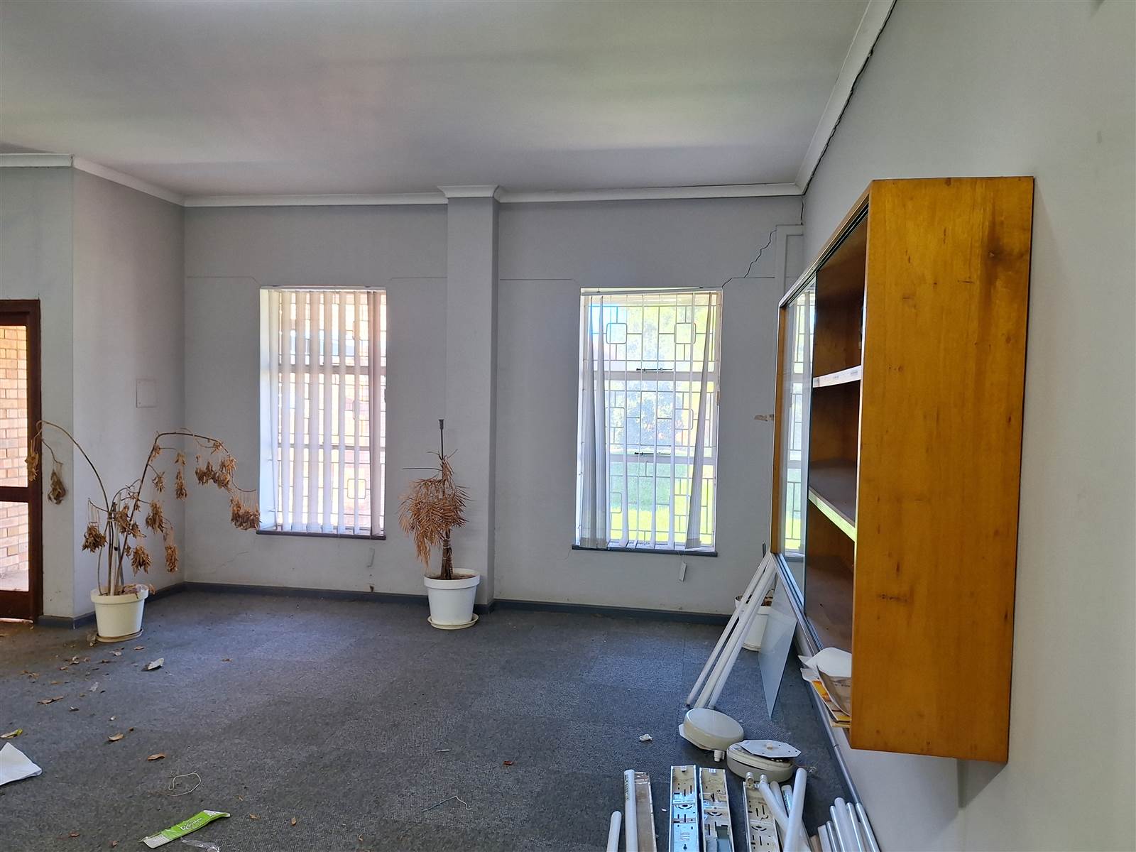600  m² Industrial space in Uitenhage Central photo number 27