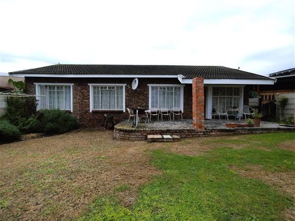 3 Bedroom House 3 Bedroom House