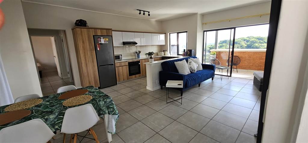 2 Bed Apartment in Ballito photo number 5