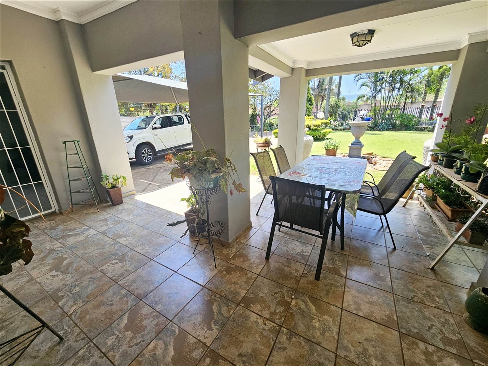6 Bed House in Louis Trichardt photo number 24