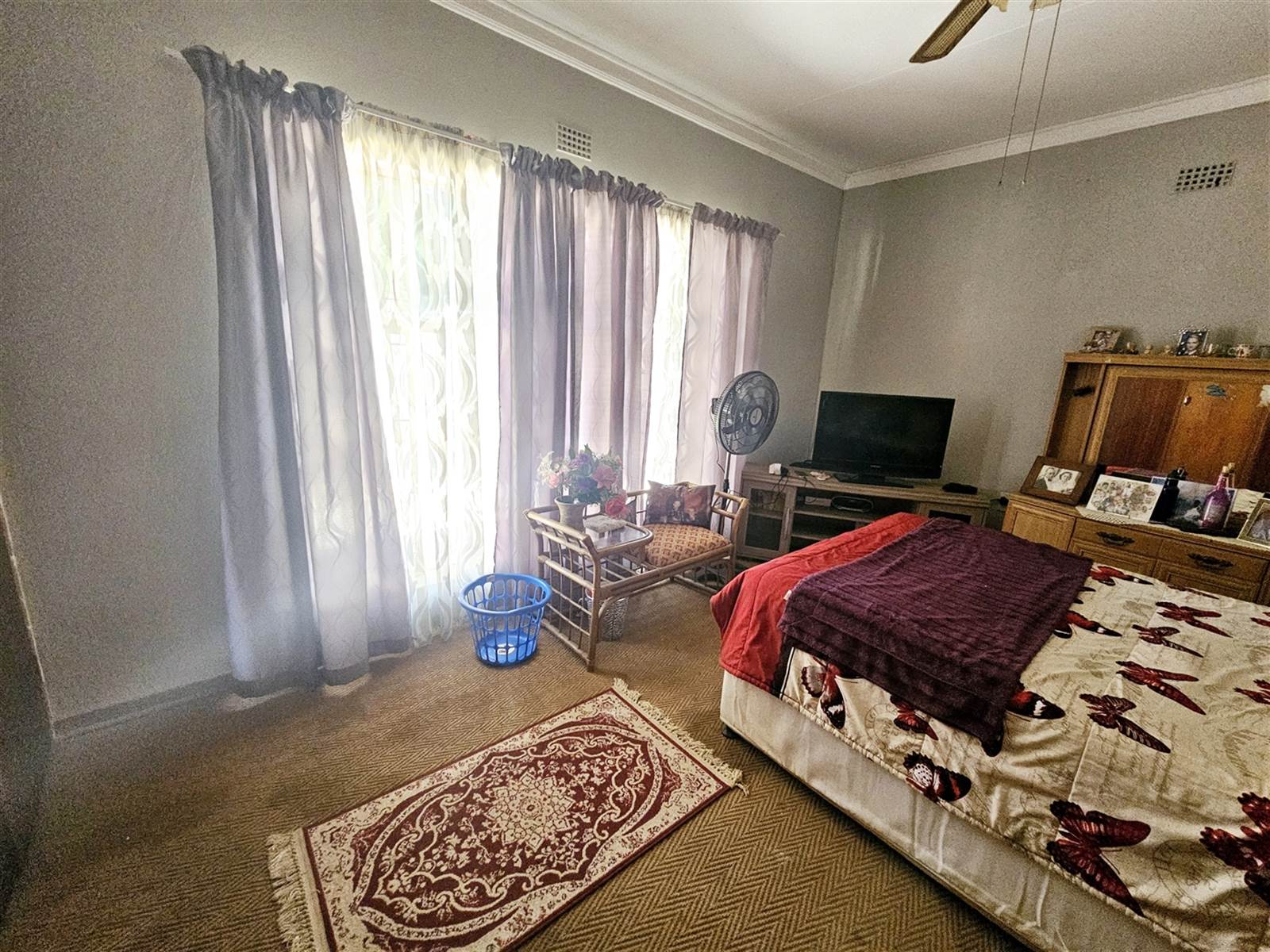 6 Bed House in Louis Trichardt photo number 16