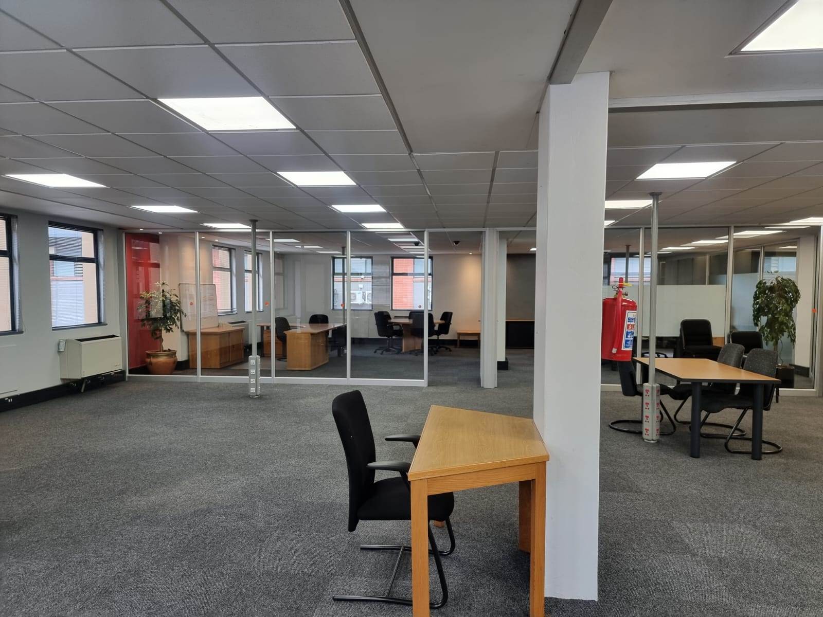 170  m² Office Space in Montana photo number 3