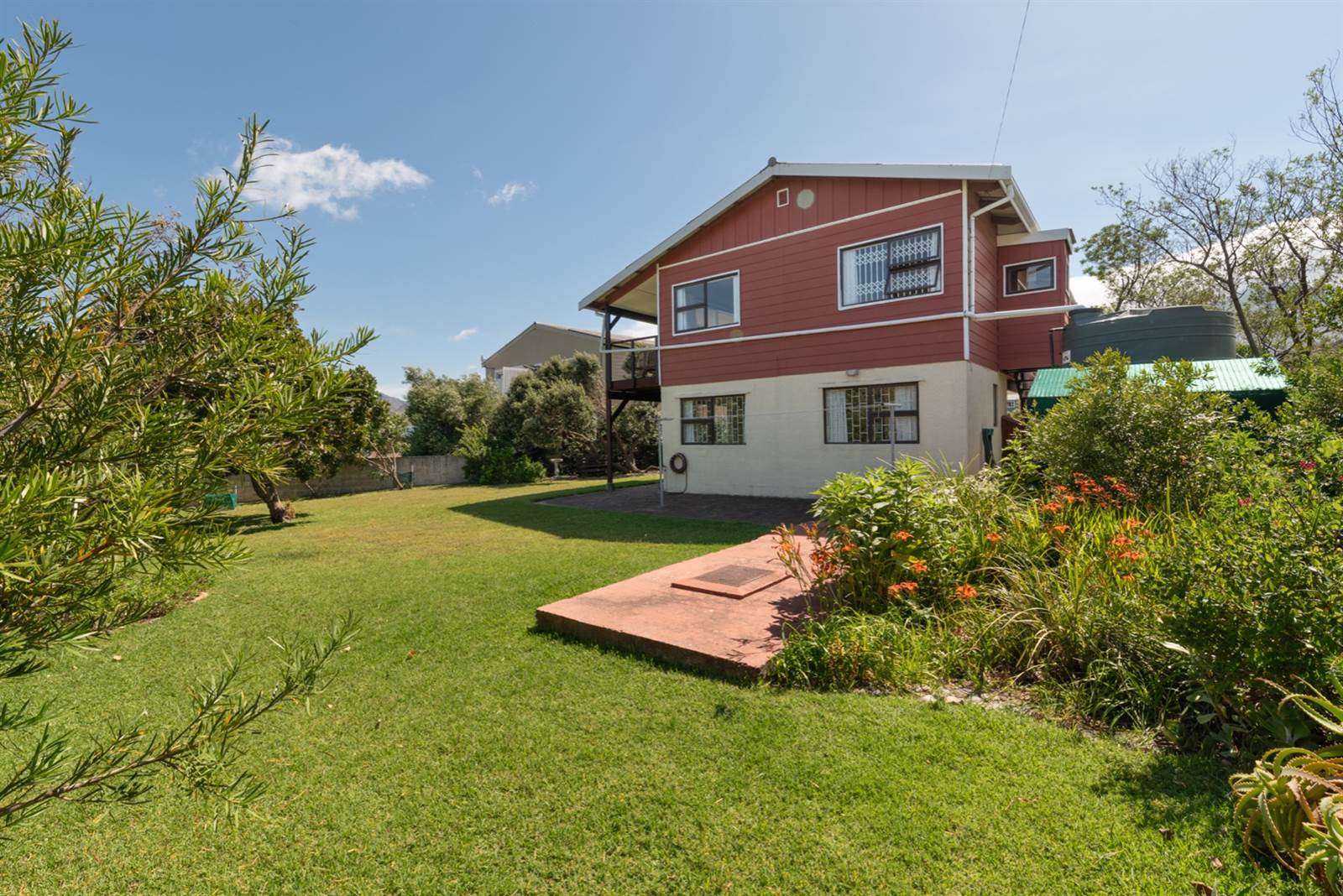 4 Bed House in Pringle Bay photo number 6