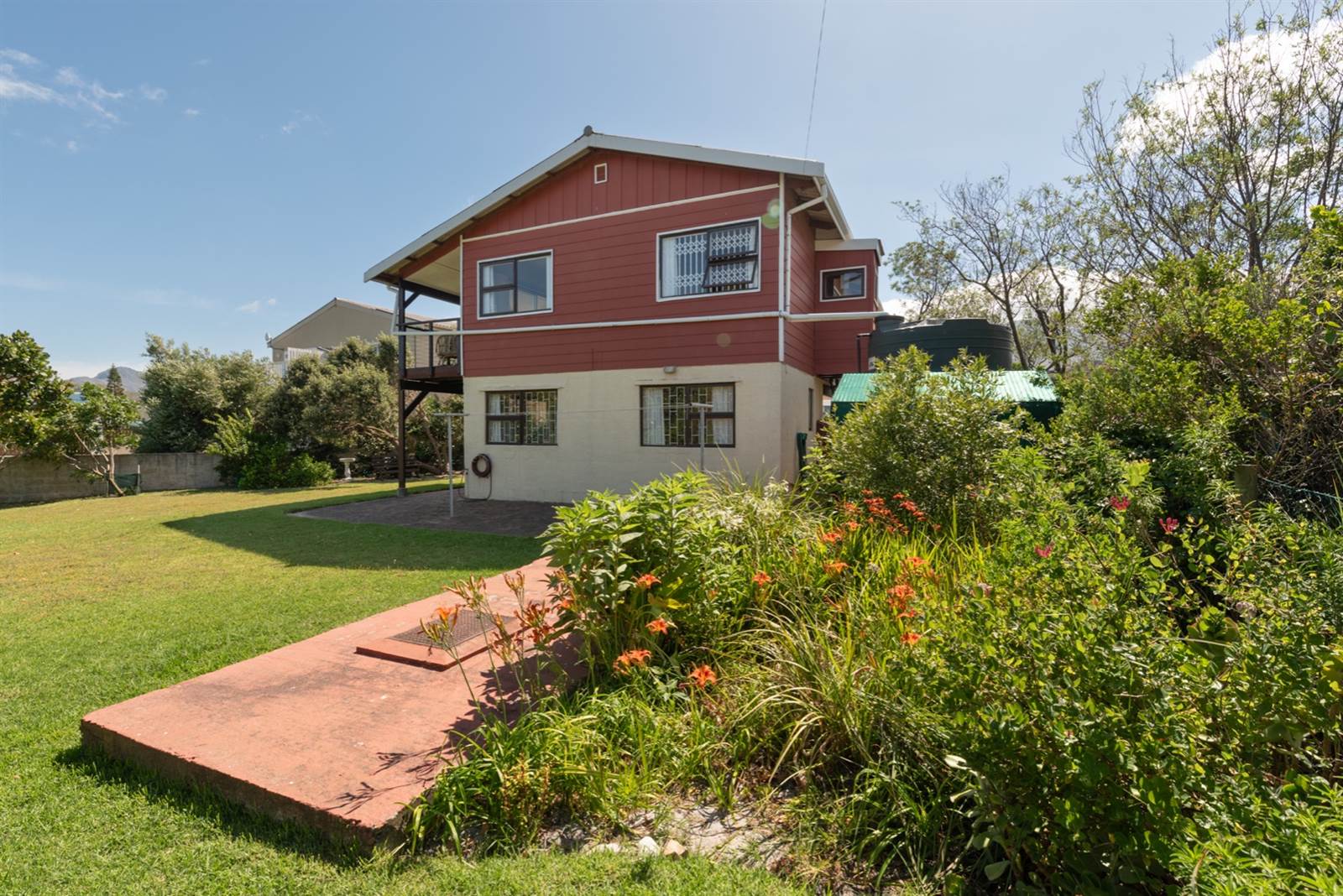 4 Bed House in Pringle Bay photo number 7