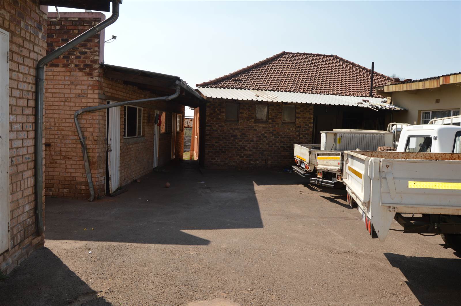 49 Bed House in Yeoville photo number 3