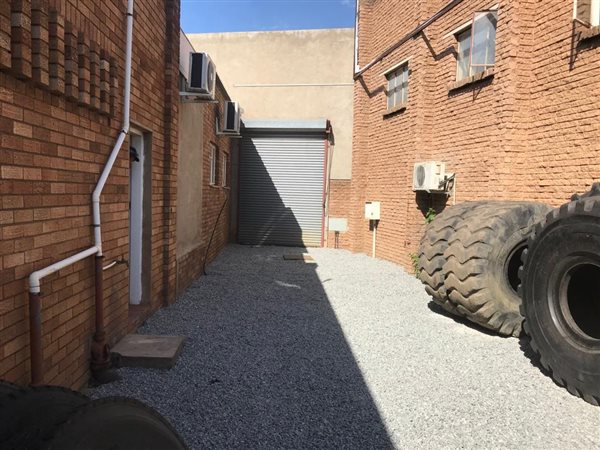 385 m² Commercial space 385 m² Commercial space