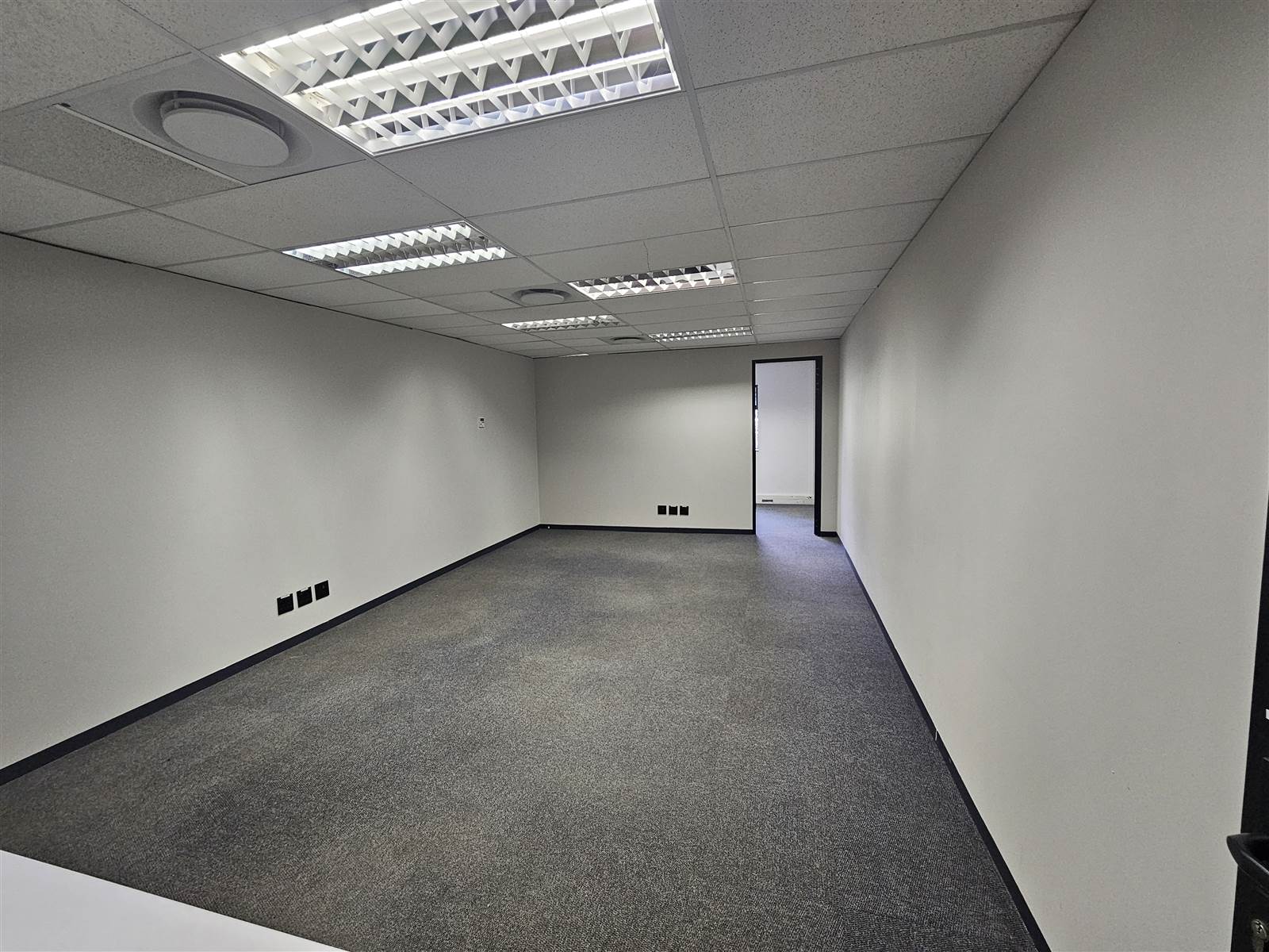 20  m² Commercial space in Centurion CBD photo number 2