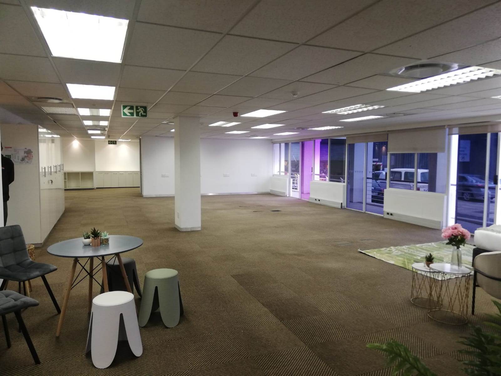 977  m² Office Space in Mouille Point photo number 14