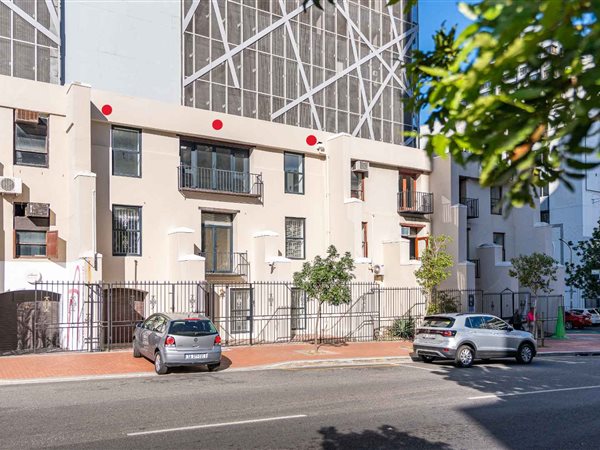 275  m² Office Space in Cape Town City Centre