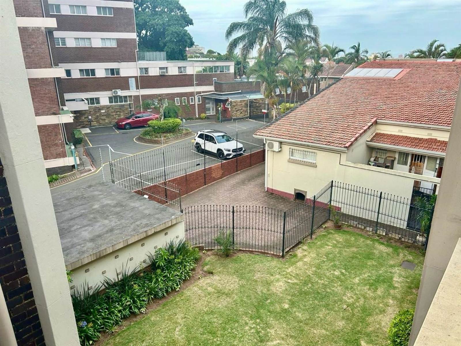2 Bed Apartment in Musgrave photo number 18