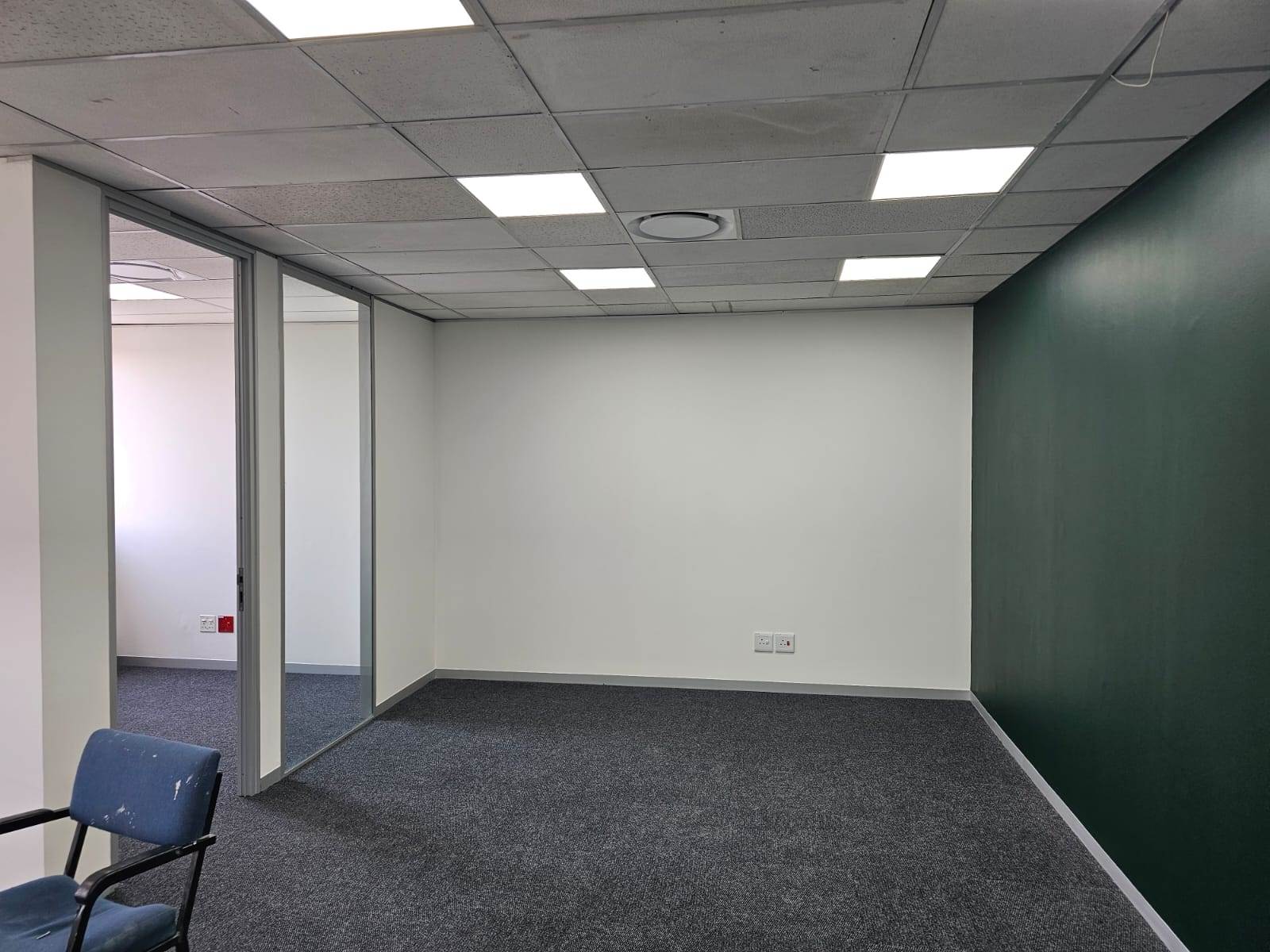 61  m² Office Space in Rosebank photo number 1