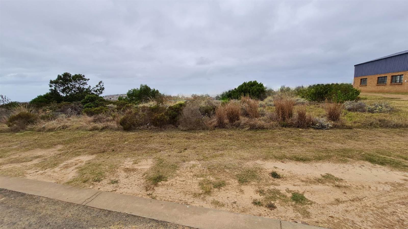 1335 m² Land available in Mossel Bay Central photo number 20