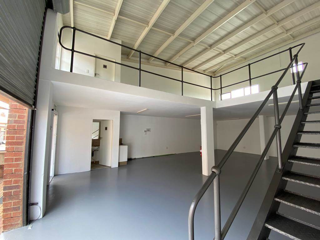 170  m² Industrial space in Barbeque Downs photo number 12