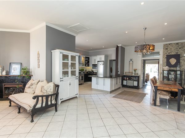 4 Bed House in Walmer