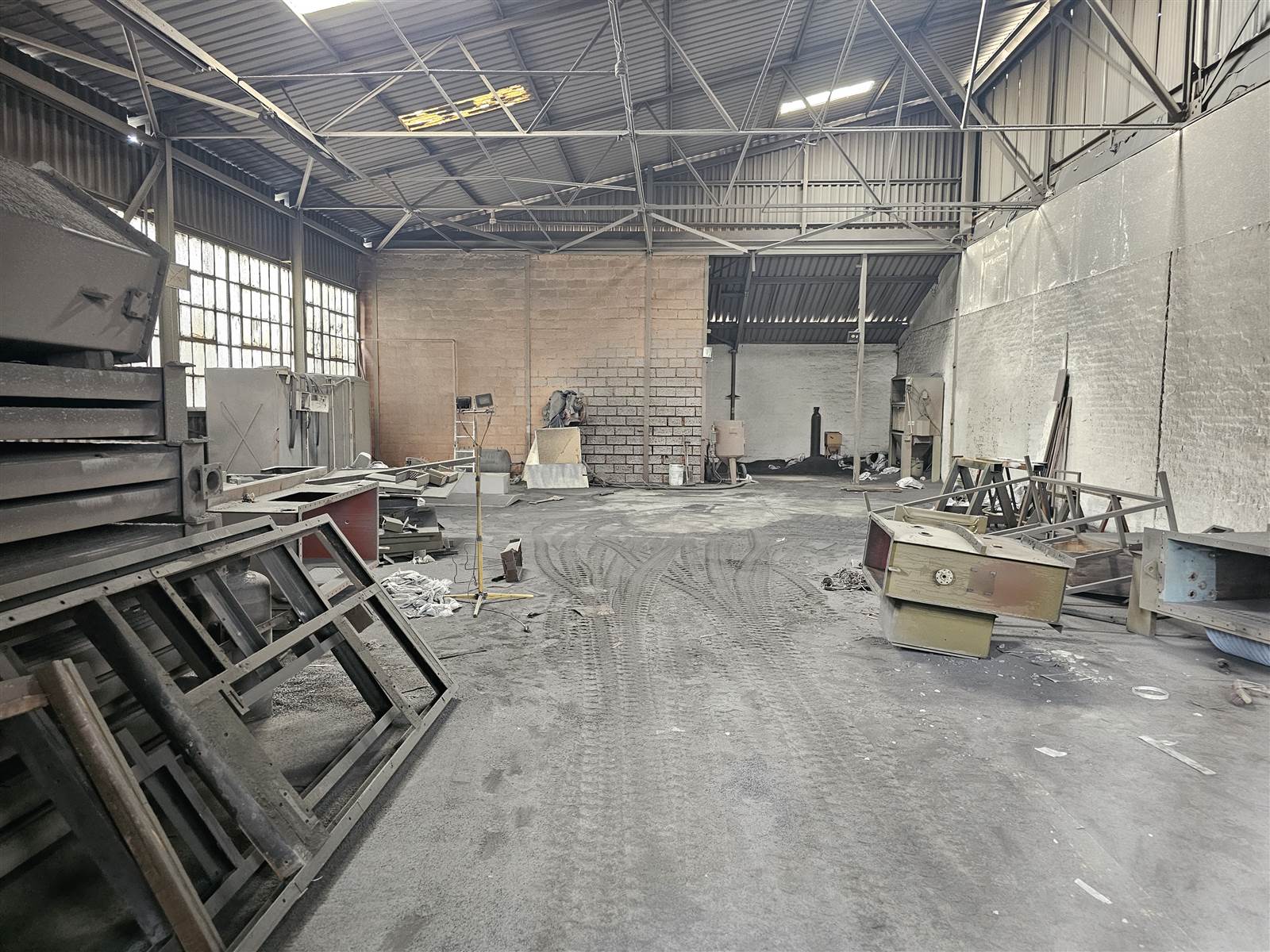 275  m² Industrial space in Wadeville photo number 2