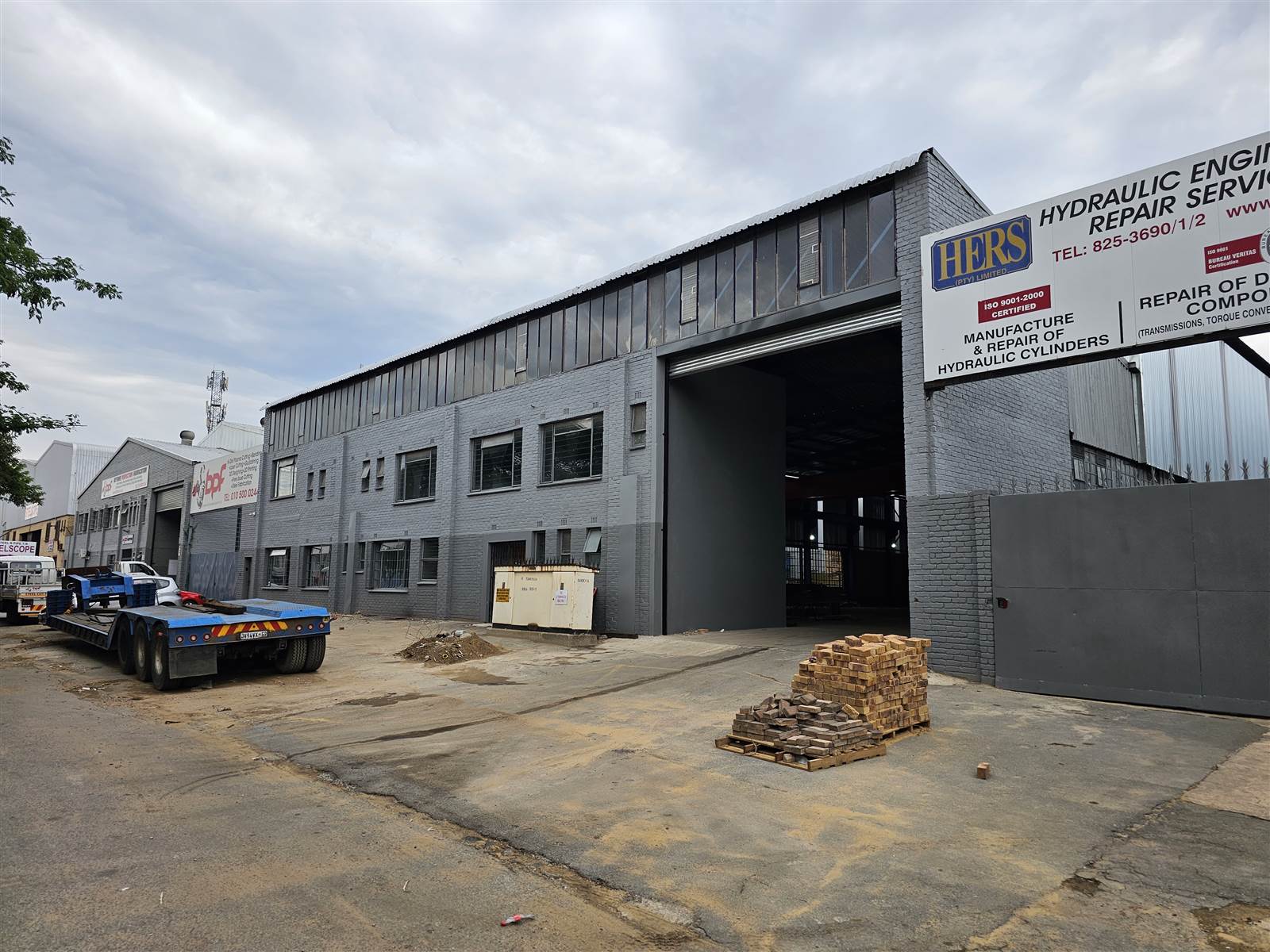 1600  m² Industrial space in Germiston South photo number 1