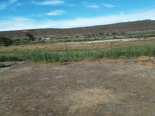 613 m² Land available in Clanwilliam