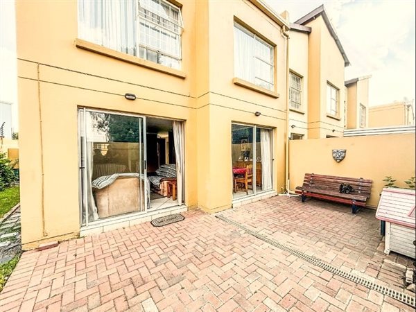 3 Bed Townhouse