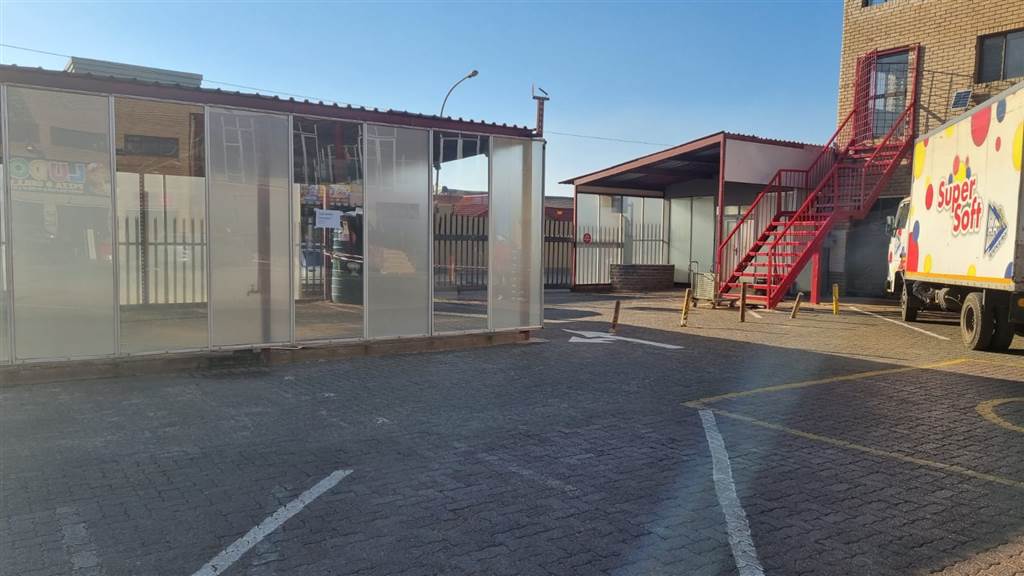 4800  m² Commercial space in Lenasia South photo number 18