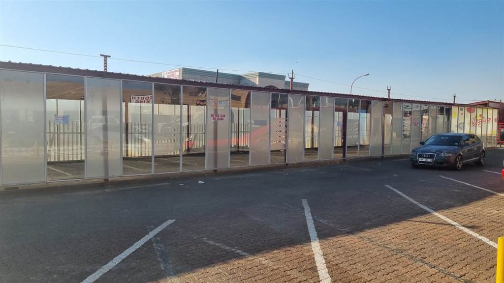 4800  m² Commercial space in Lenasia South photo number 17