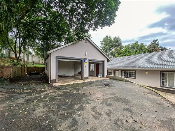 4 Bedroom House 4 Bedroom House