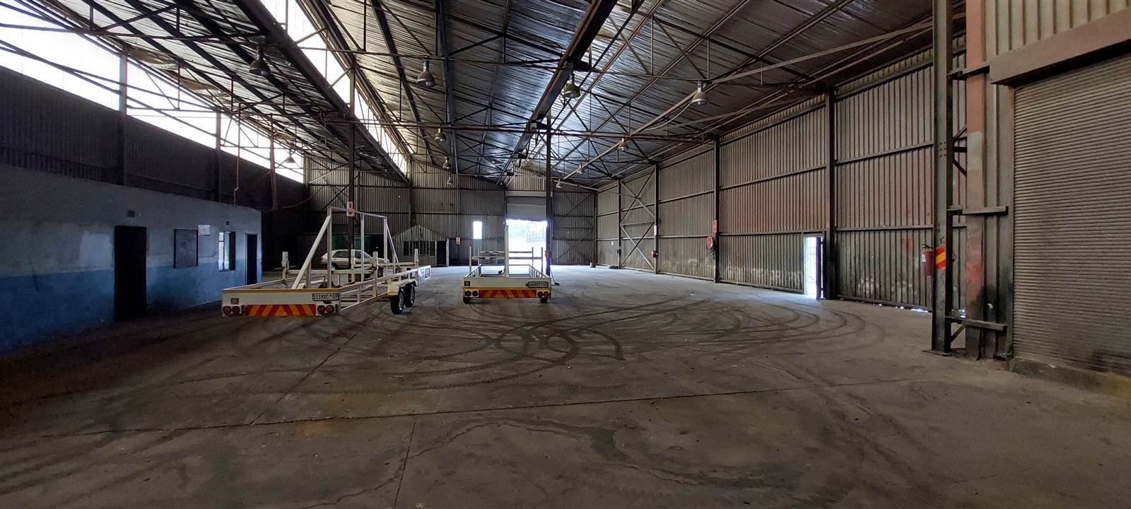 921  m² Industrial space in Clayville photo number 4