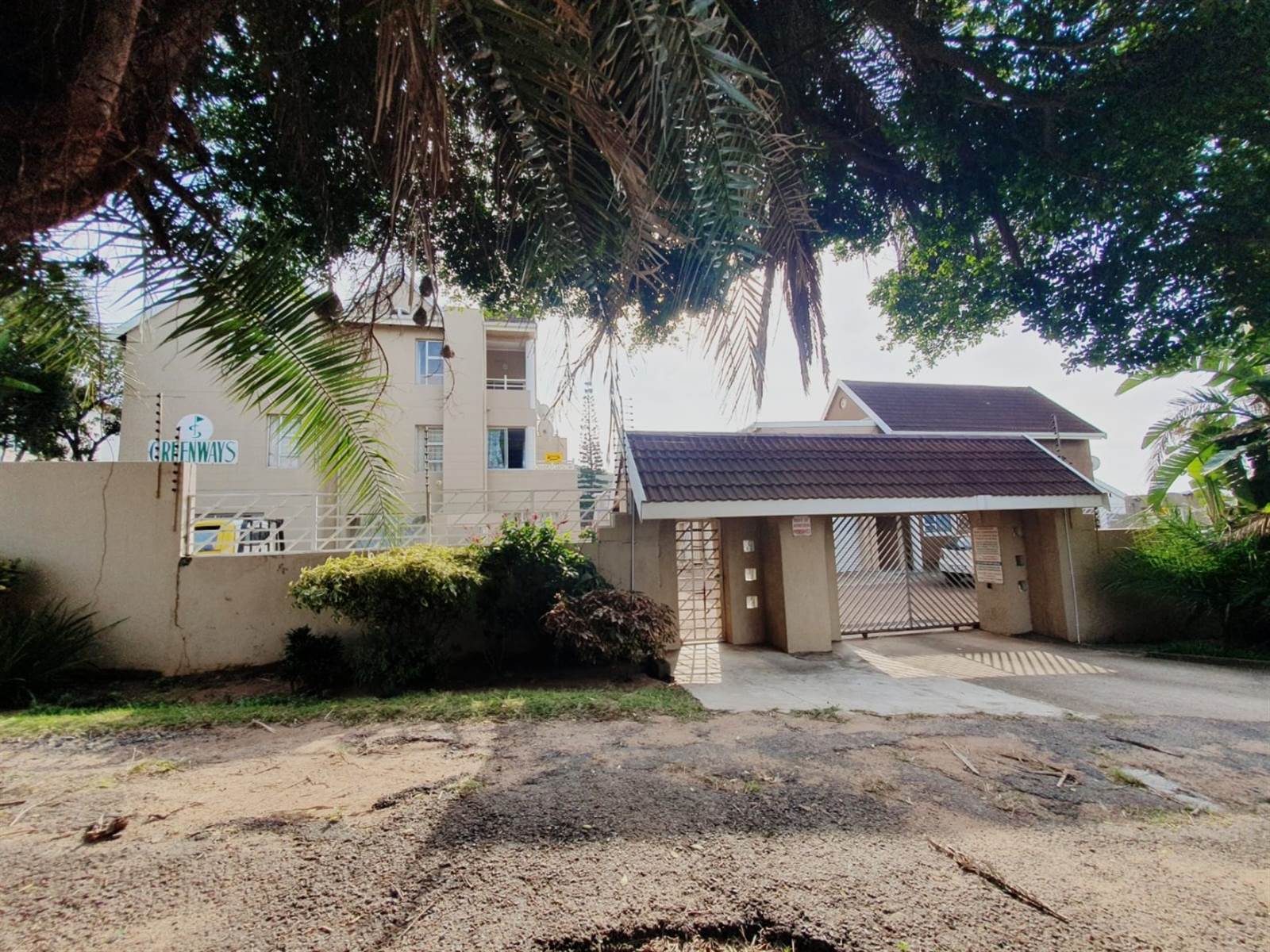 2 Bed Apartment in Scottburgh Central photo number 1
