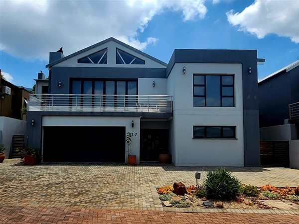 3 Bed House in Magalies Golf Estate