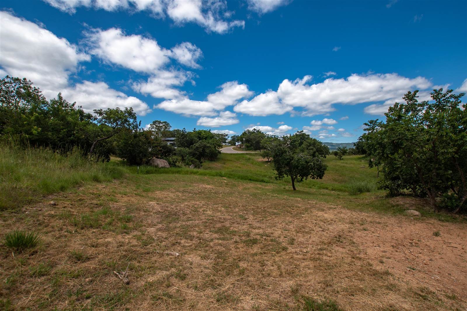 1090 m² Land available in The Rest Nature Estate photo number 3