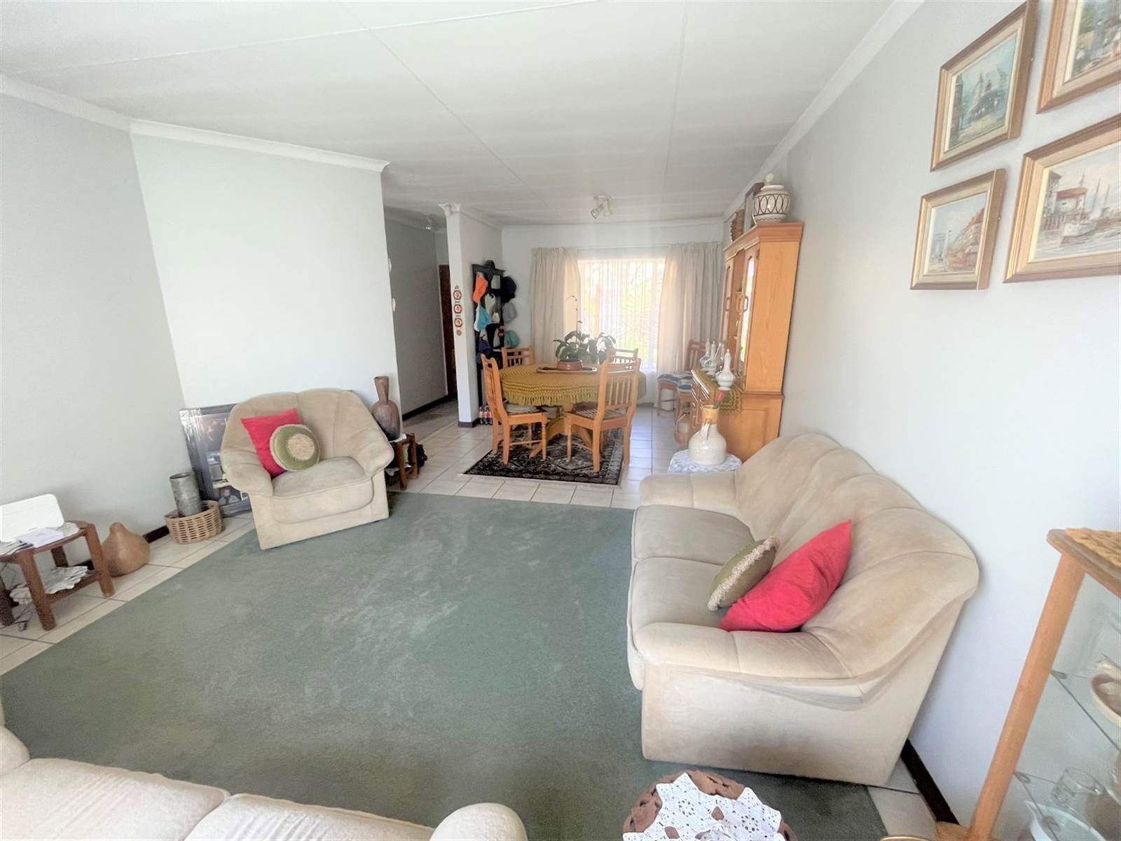 3 Bed Townhouse in Parktown Estate photo number 10