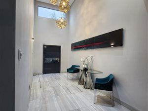 5 Bed House in Mountain Rise