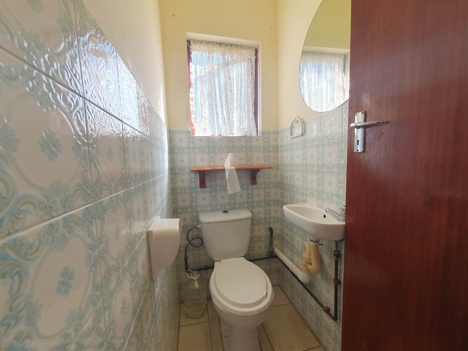 2 Bed Apartment in Umtentweni photo number 16