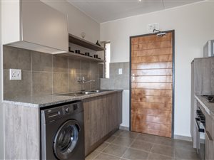 2 Bed Apartment in Theresa Park