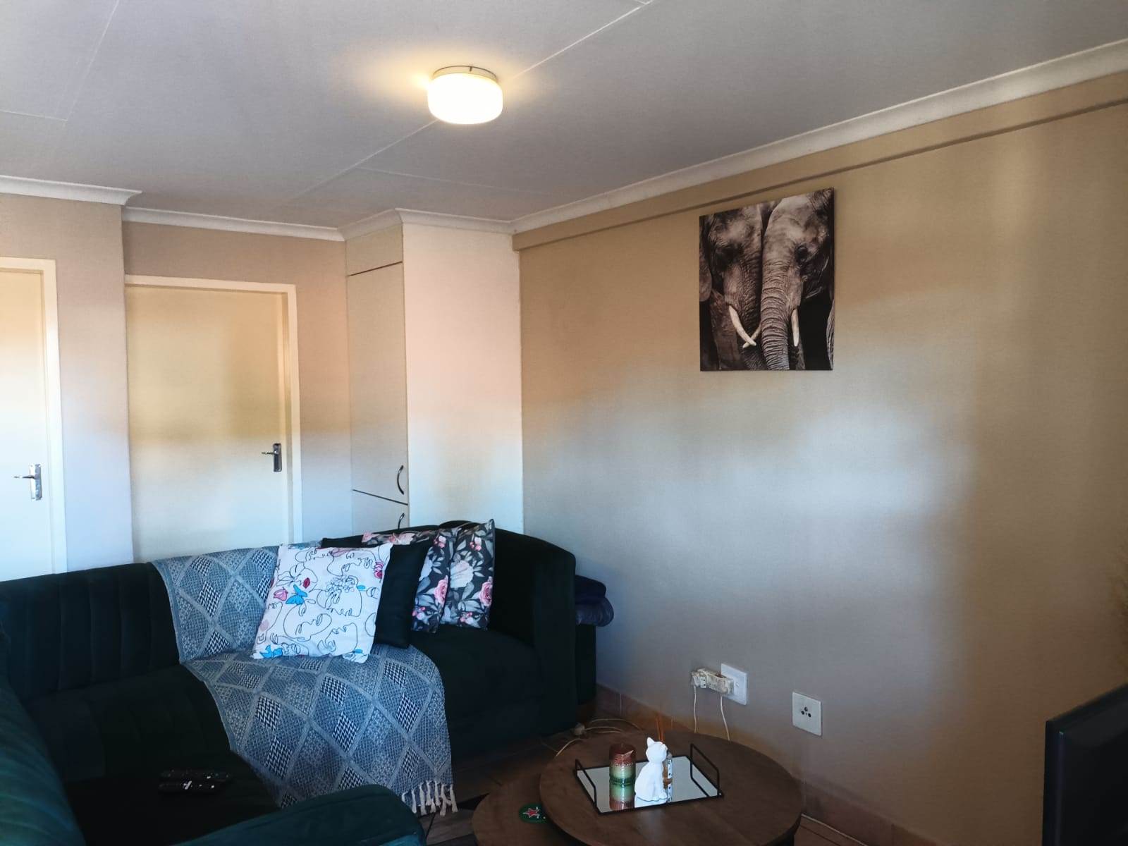 1 Bed Apartment in Pretoria West photo number 4