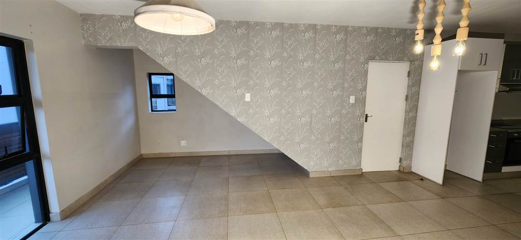 2 Bed Apartment in Durban North photo number 7