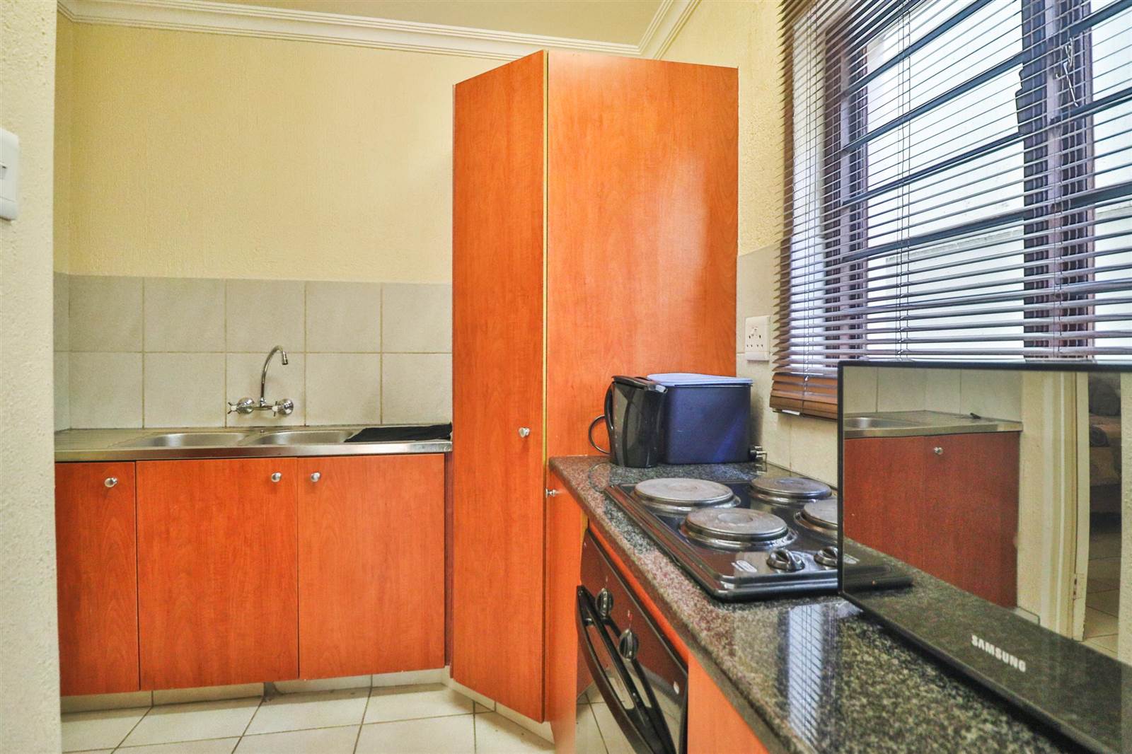 1 Bed Flat in Nelspruit Central photo number 8