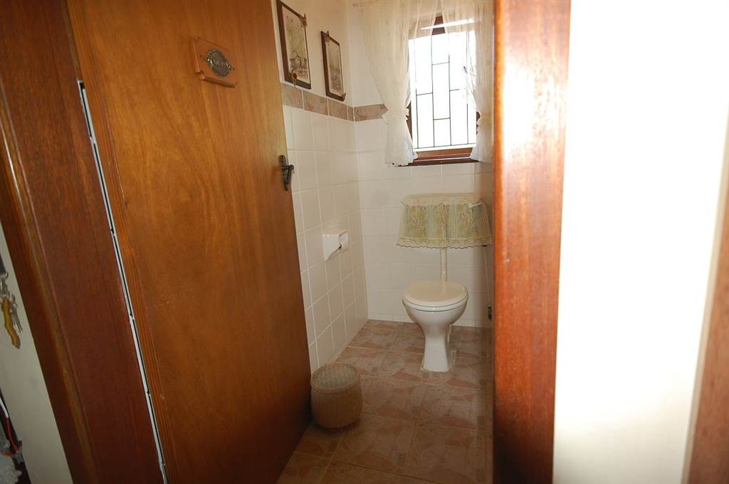 3 Bed House in Umtentweni photo number 25