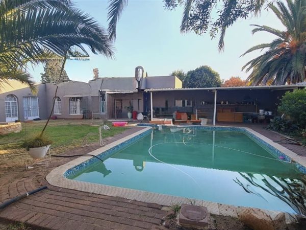 3 Bedroom House 3 Bedroom House