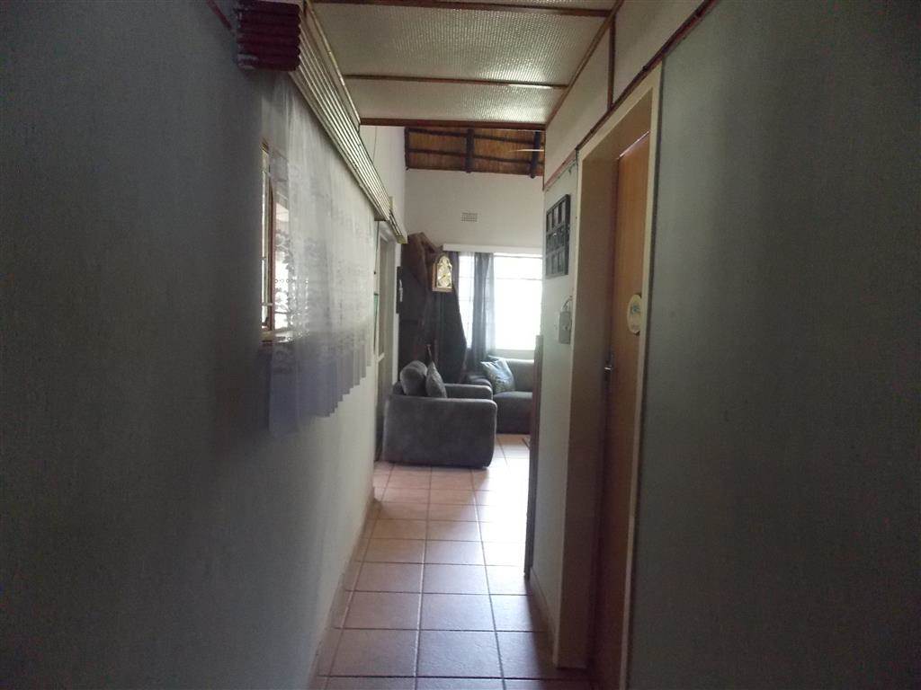 2 Bed House in Marloth Park photo number 21