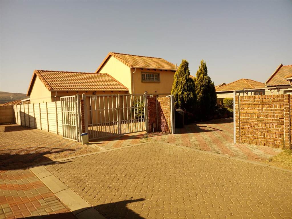 4 Bed House in Pretoria West photo number 19