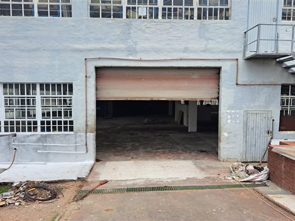 1000  m² Industrial space in Pinetown Central