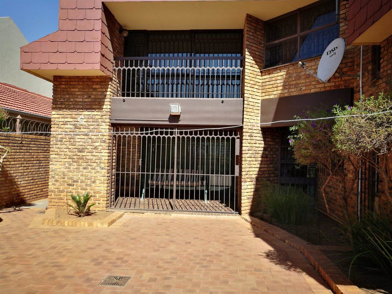 5 Bed House in Laudium photo number 22
