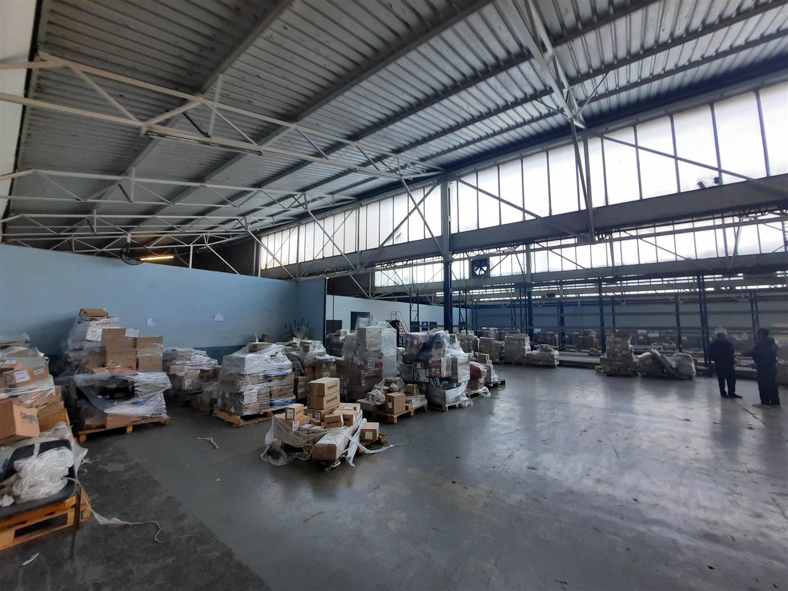 11200  m² Industrial space in Industria West photo number 5