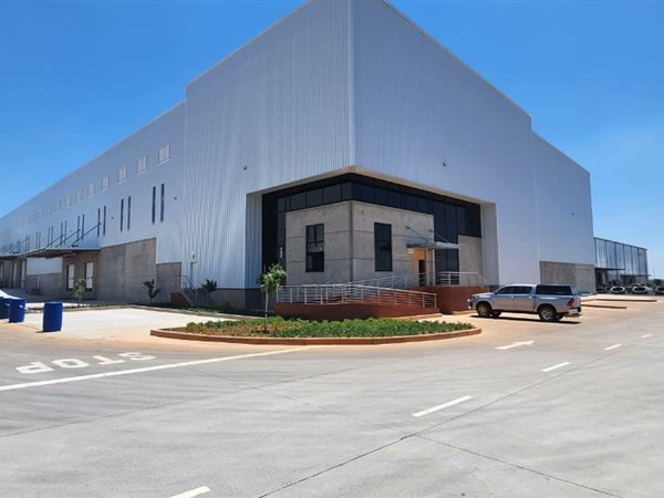 6443  m² Industrial space in Pomona