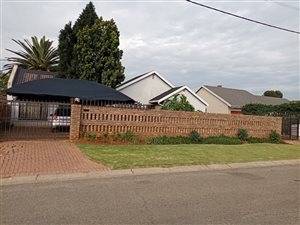 3 Bed House in Leondale