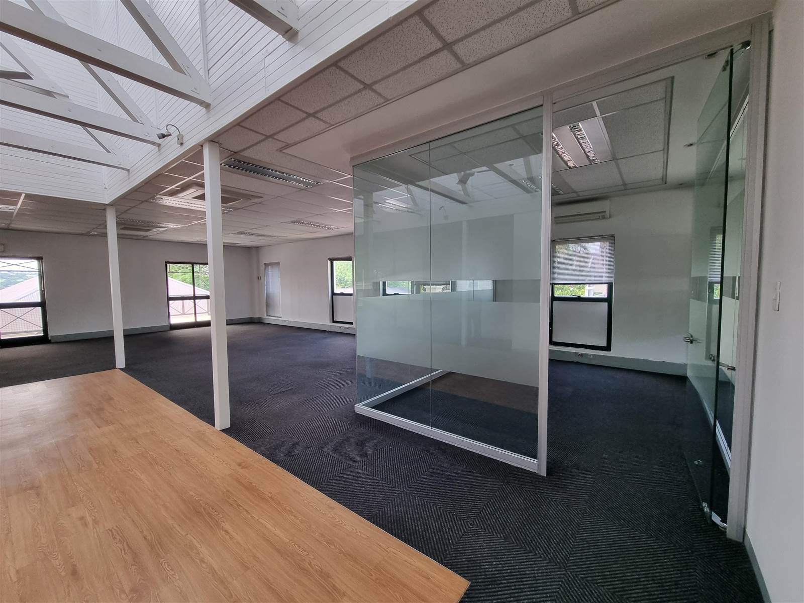 669  m² Commercial space in Rivonia photo number 1